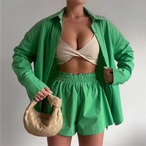 A women in green co-ord set dress